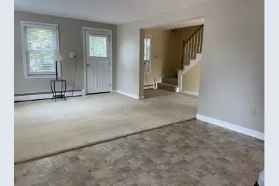 31 Stockholm St, Bellingham, MA 02019 - Photo 9