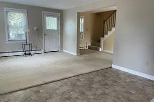 31 Stockholm St, Bellingham, MA 02019 - Photo 9
