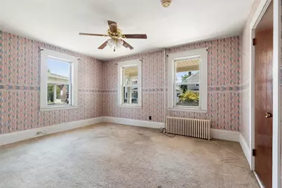 51 Oakland Street, Malden, MA 02148 - Photo 5