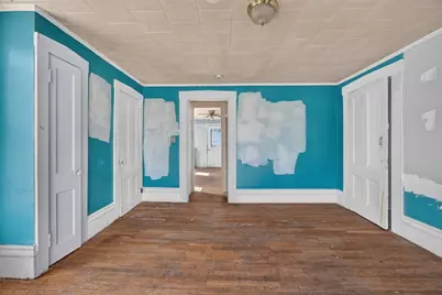 37 Fourth St, Lowell, MA 01850 - Photo 25