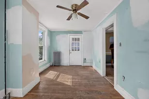37 4th St, Lowell, MA 01850 - Photo 23