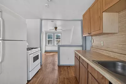 37 Fourth St, Lowell, MA 01850 - Photo 33