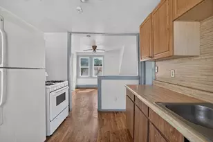 37 4th St, Lowell, MA 01850 - Photo 33