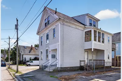 37 Fourth St, Lowell, MA 01850 - Photo 3
