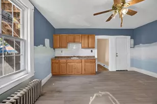 37 4th St, Lowell, MA 01850 - Photo 11
