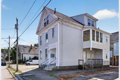 37 Fourth St, Lowell, MA 01850 - Photo 3