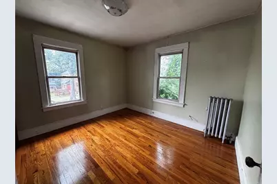 109 Kingsley St, Springfield, MA 01104 - Photo 15