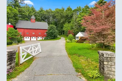 176 Sherburne Ave, Tyngsborough, MA 01879 - Photo 41