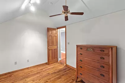 9 Mechanic St, Framingham, MA 01701 - Photo 21