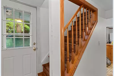 9 Mechanic St, Framingham, MA 01701 - Photo 11