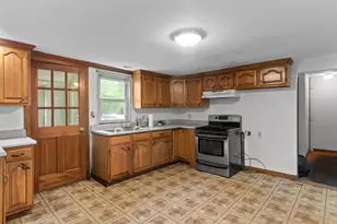 9 Mechanic St, Framingham, MA 01701 - Photo 9