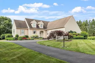 4 Crestview Dr, Deerfield, MA 01373 - Photo 1