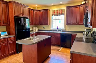 4 Crestview Dr, Deerfield, MA 01373 - Photo 25