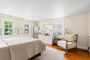 16 Warren St, Newburyport, MA 01950 - Photo 17