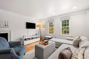 16 Warren St, Newburyport, MA 01950 - Photo 11