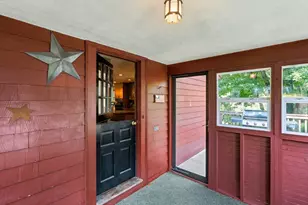 41 Brook St, Wakefield, MA 01880 - Photo 17