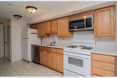 240 Franklin St #B2, Cambridge, MA 02139 - Photo 3