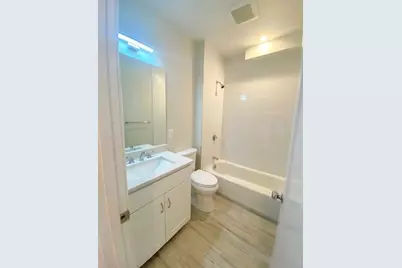 208-208A Neponset Valley Pkwy, Boston, MA 02136 - Photo 17