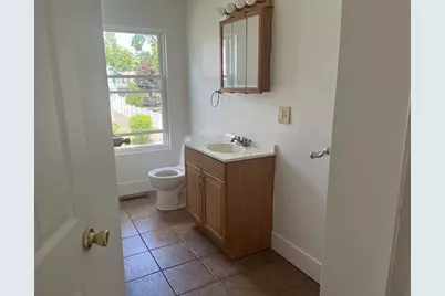 56-58 Devens St, Greenfield, MA 01301 - Photo 7