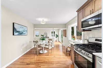 60 Sable Ave, Dartmouth, MA 02747 - Photo 9
