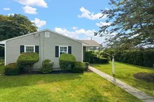 60 Sable Ave, Dartmouth, MA 02747 - Photo 25