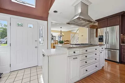 71 Ogden St, Springfield, MA 01151 - Photo 5