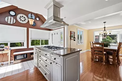 71 Ogden St, Springfield, MA 01151 - Photo 7