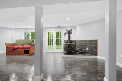 247 Hampstead St, Methuen, MA 01844 - Photo 15
