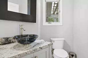 247 Hampstead St, Methuen, MA 01844 - Photo 9