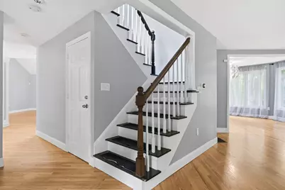 247 Hampstead St, Methuen, MA 01844 - Photo 11