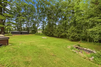 247 Hampstead St, Methuen, MA 01844 - Photo 41