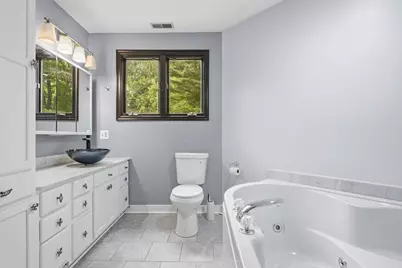 247 Hampstead St, Methuen, MA 01844 - Photo 35