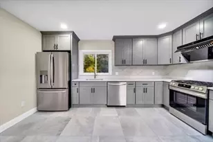1297 Pleasant St, Weymouth, MA 02189 - Photo 5