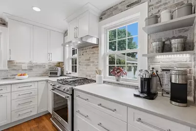 66 Damon Rd, Medford, MA 02155 - Photo 9