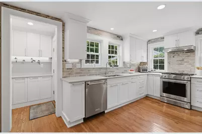 66 Damon Rd, Medford, MA 02155 - Photo 11