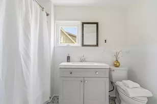 37 Bettinson, Everett, MA 02149 - Photo 27