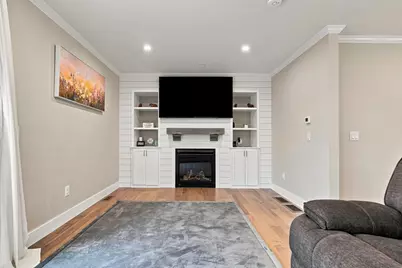 274 Providence Rd #8, Grafton, MA 01560 - Photo 9