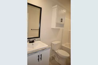 1346 Newport Ave #B22, Attleboro, MA 02703 - Photo 15