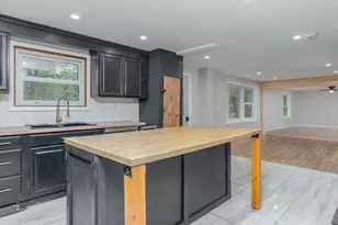 835 Erickson Rd, Ashby, MA 01431 - Photo 3