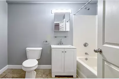 172 Middle St #303, Lowell, MA 01852 - Photo 11