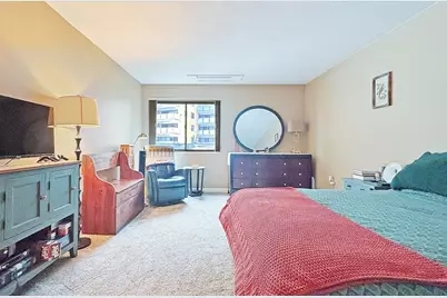 295 Lynn Shore Dr #104, Lynn, MA 01902 - Photo 17