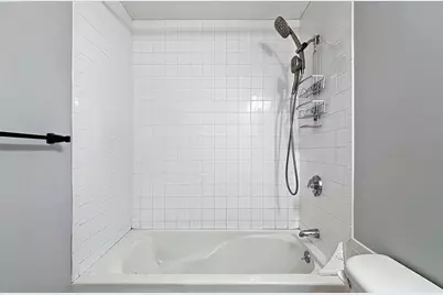 65 Centre St #12, Lynn, MA 01905 - Photo 11