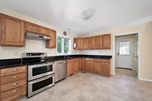 22 Winter St, Holbrook, MA 02343 - Photo 11