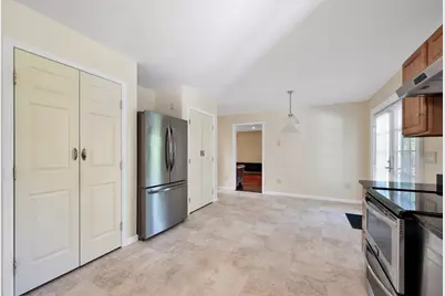 22 Winter St, Holbrook, MA 02343 - Photo 7