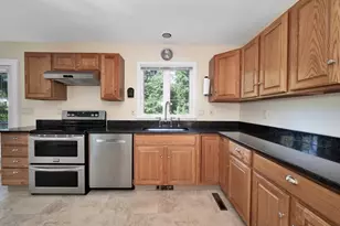 22 Winter St, Holbrook, MA 02343 - Photo 7