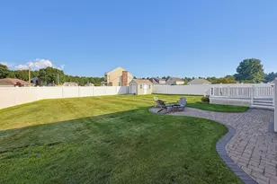 10 Bryan Dr, Taunton, MA 02780 - Photo 31