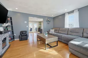10 Bryan Dr, Taunton, MA 02780 - Photo 3