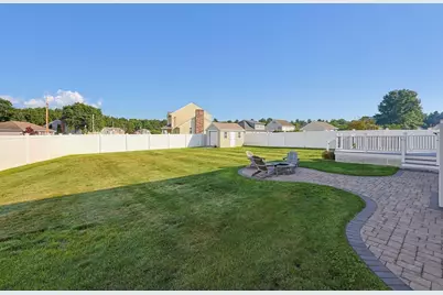 10 Bryan Dr, Taunton, MA 02780 - Photo 31