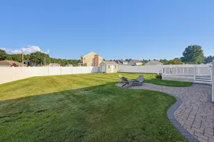 10 Bryan Dr, Taunton, MA 02780 - Photo 31