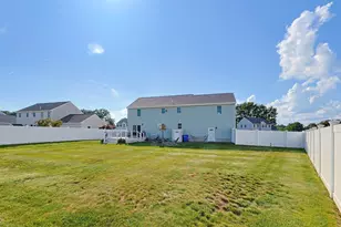 10 Bryan Dr, Taunton, MA 02780 - Photo 29